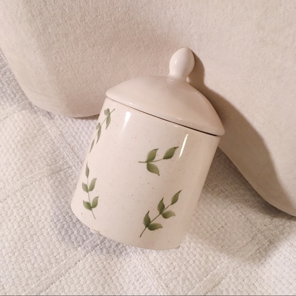 NEW cute cottage core leaf print candle - Picture 1 of 4